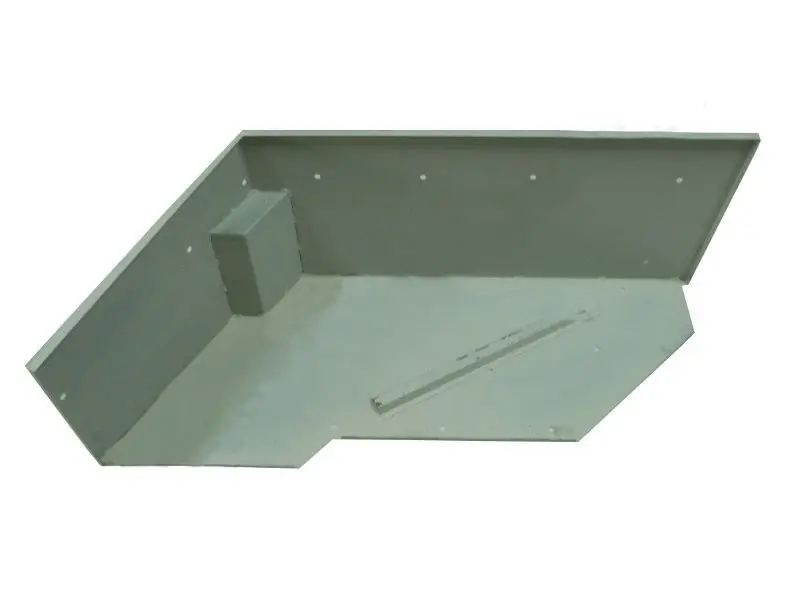 Značkový Blatník zadní levý s prolisem pro sedačku