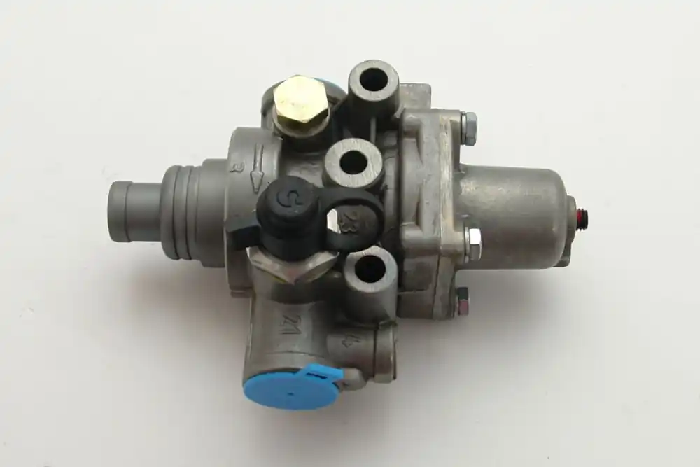 53234901 Regulátor tlaku Značkový